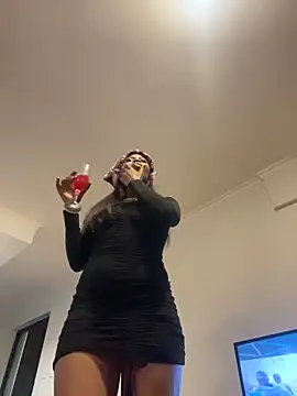 cherryontopy online show from 4, 4, 2026