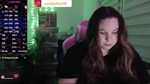 AureliaWinter online show from 2, 2, 2026