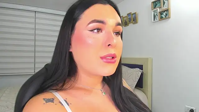 naty pink online show from 9, 8, 2026
