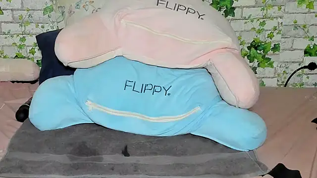  Horny milf  online show from 13, 9, 2025