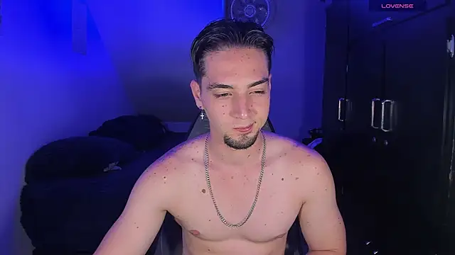 Snapshot of Alex_smith00 chatting on 15, 10, 2025 Alex smith00 online show from 15, 10, 2025