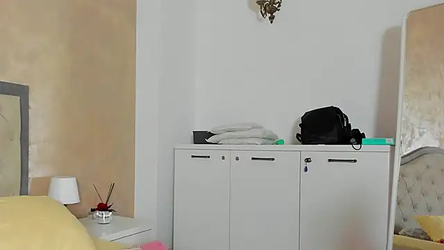 JennaMyers online show from 3, 10, 2025