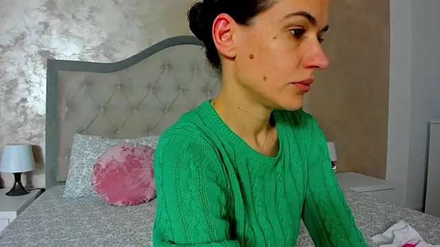 JennaMyers online show from 15, 4, 2026