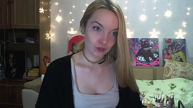 SecretSophia online show from 4, 12, 2024