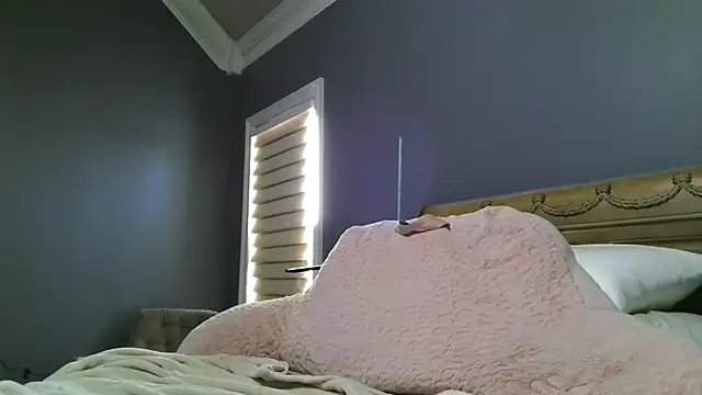 Lisaisluscious online show from 11, 4, 2026