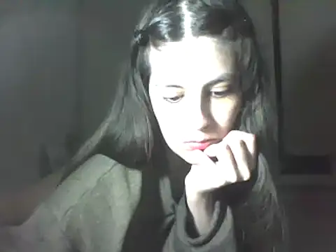 Snapshot of Insomniacl chatting on 9, 12, 2024 Insomniacl online show from 9, 12, 2024