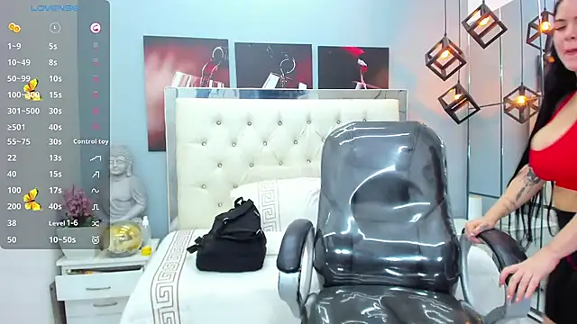 Snapshot of pearl_weet chatting on 14, 10, 2025 pearl weet online show from 14, 10, 2025