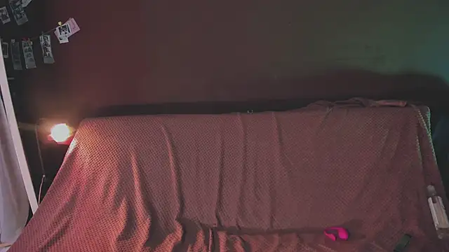 Snapshot of juby_yuby chatting on 19, 10, 2025 juby yuby online show from 19, 10, 2025
