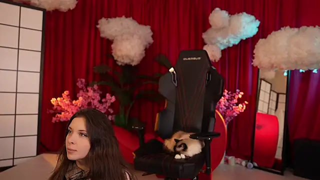 KittyCaitlin online show from 23, 2, 2025