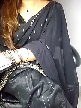 Snapshot of aliyaah_singh chatting on 14, 1, 2025 aliyaah singh online show from 14, 1, 2025