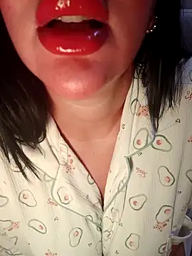 Queen sousou online show from 18, 4, 2026