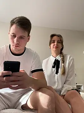 FluffyHat online show from 5, 1, 2025