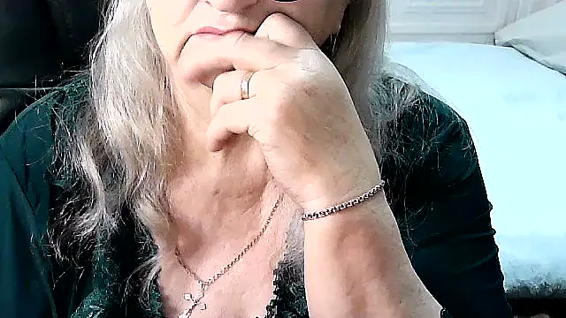 Snapshot of LolkaAlyss chatting on 3, 3, 2026 LolkaAlyss online show from 3, 3, 2026