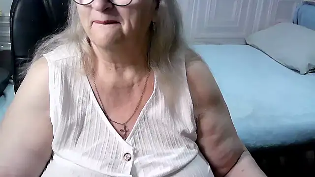 Snapshot of LolkaAlyss chatting on 8, 3, 2026 LolkaAlyss online show from 8, 3, 2026
