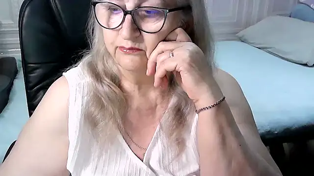 Snapshot of LolkaAlyss chatting on 28, 3, 2026 LolkaAlyss online show from 28, 3, 2026
