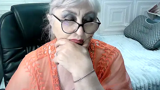 Snapshot of LolkaAlyss chatting on 15, 4, 2026 LolkaAlyss online show from 15, 4, 2026