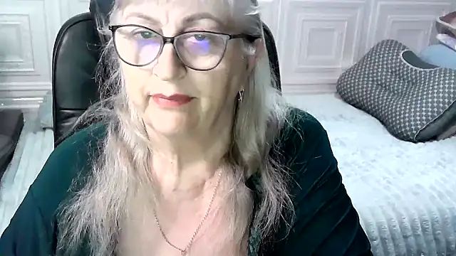 Snapshot of LolkaAlyss chatting on 22, 4, 2026 LolkaAlyss online show from 22, 4, 2026