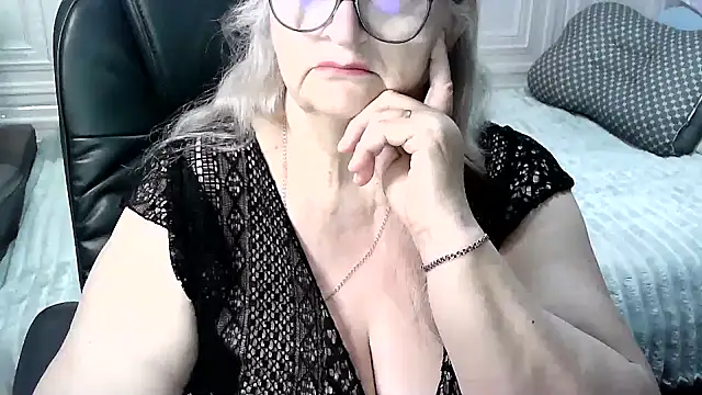 Snapshot of LolkaAlyss chatting on 23, 4, 2026 LolkaAlyss online show from 23, 4, 2026