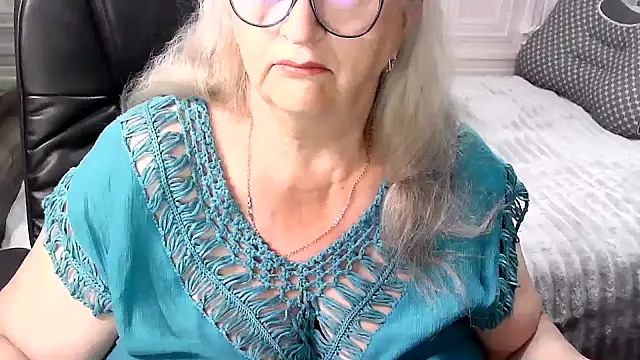 Snapshot of LolkaAlyss chatting on 10, 5, 2026 LolkaAlyss online show from 10, 5, 2026