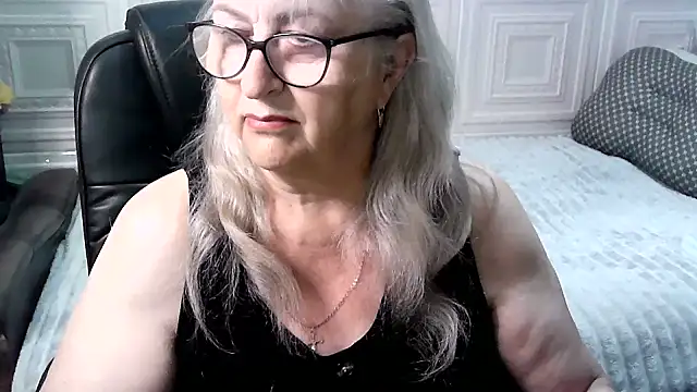 Snapshot of LolkaAlyss chatting on 11, 5, 2026 LolkaAlyss online show from 11, 5, 2026