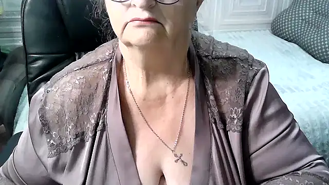 Snapshot of LolkaAlyss chatting on 15, 5, 2026 LolkaAlyss online show from 15, 5, 2026