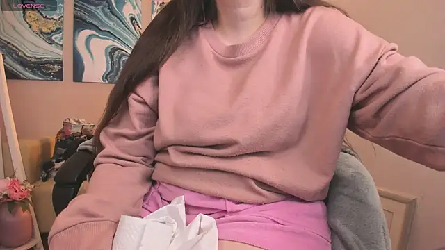 BattyMoll online show from 2, 1, 2025