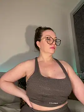 Snapshot of FemDom_RubyKnightXXO chatting on 11, 2, 2026 FemDom RubyKnightXXO online show from 11, 2, 2026