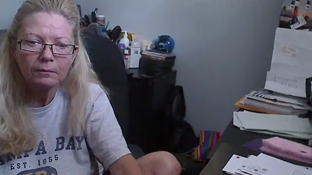 Snapshot of XTRAHORNYONE chatting on 11, 1, 2025 XTRAHORNYONE online show from 11, 1, 2025