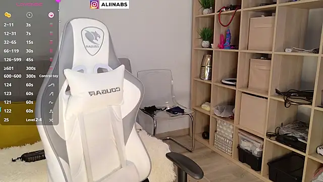 aliiiiiina online show from 9, 2, 2025