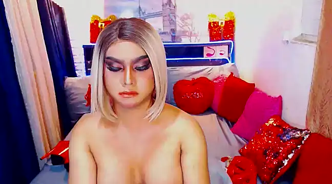 TsGoddessNhicolle online show from 17, 1, 2025