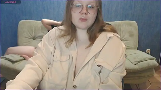 Touch me more please online show from 2, 3, 2025