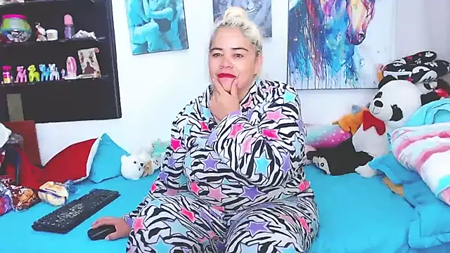 estrellita fugaz16x online show from 20, 1, 2025