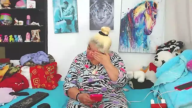 estrellita fugaz16x online show from 22, 1, 2025