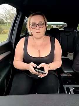 winniess40 online show from 11, 3, 2025