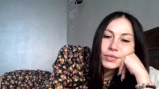 Snapshot of JulianaGold1 chatting on 10, 2, 2026 JulianaGold1 online show from 10, 2, 2026