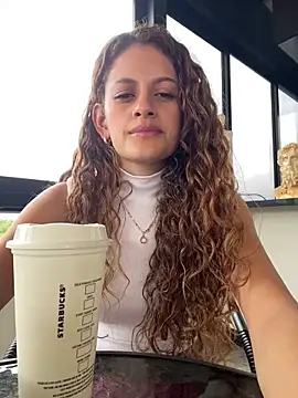 alana15 online show from 5, 2, 2025