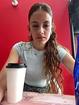 Snapshot of alana15 chatting on 2, 5, 2026 alana15 online show from 2, 5, 2026