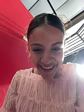 Snapshot of alana15 chatting on 22, 6, 2026 alana15 online show from 22, 6, 2026