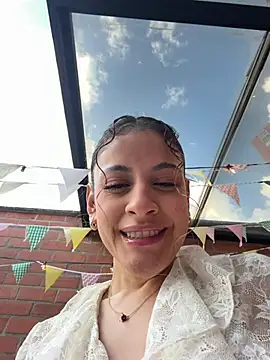 Snapshot of alana15 chatting on 6, 7, 2026 alana15 online show from 6, 7, 2026