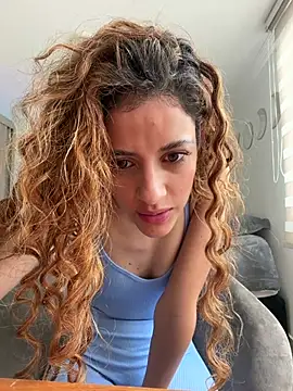 Snapshot of alana15 chatting on 26, 7, 2026 alana15 online show from 26, 7, 2026