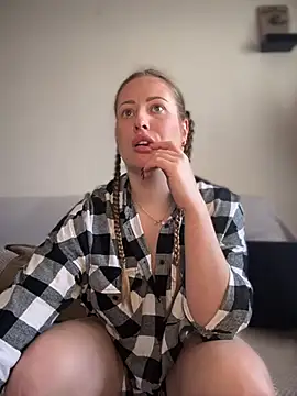 AlisaWhite online show from 15, 1, 2025