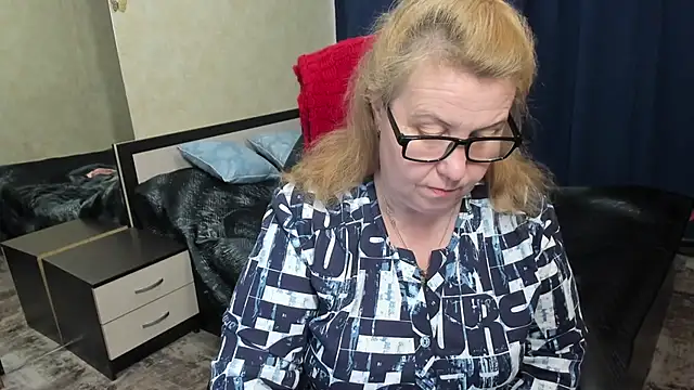 Frau Marta online show from 4, 4, 2026