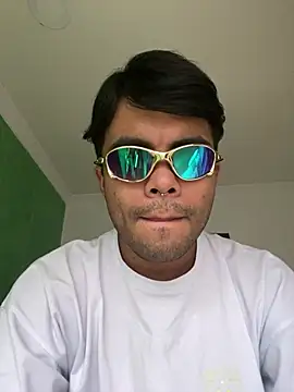 Snapshot of pinedasex777 chatting on 3, 2, 2025 pinedasex777 online show from 3, 2, 2025