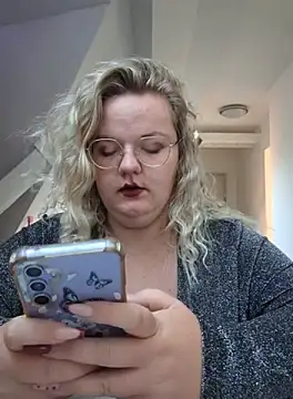 Fiona0705 online show from 23, 9, 2025