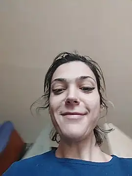 Snapshot of JoLeNe27 chatting on 4, 3, 2026 JoLeNe27 online show from 4, 3, 2026