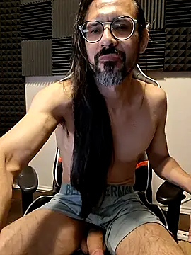 Snapshot of Youreherewithme chatting on 18, 4, 2026 Youreherewithme online show from 18, 4, 2026