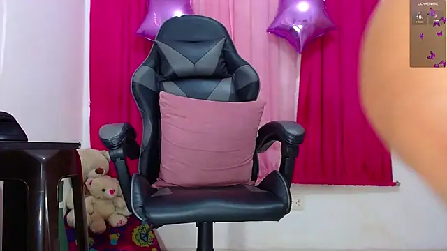 Luciana0226 online show from 9, 11, 2025