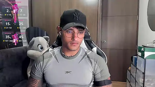 Alessandro Vanni online show from 28, 10, 2025