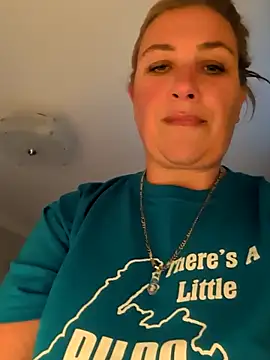 Canadian BBW online show from 16, 9, 2025