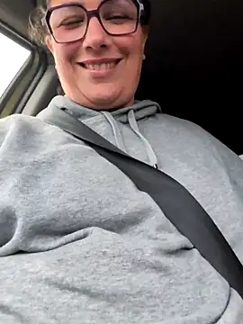 Canadian BBW online show from 11, 10, 2025